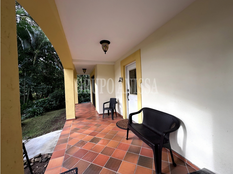 Oportunidad! Se Vende Hermosa Casa en Altos del Maria — foto 2