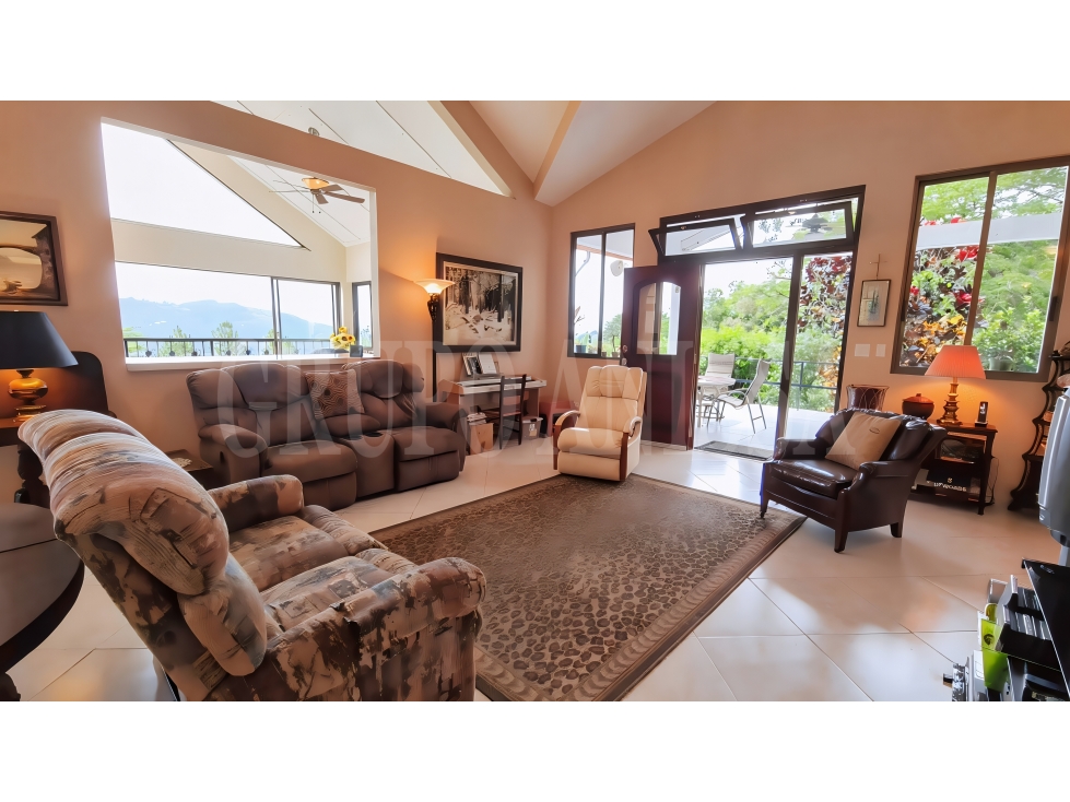 Se Vende Casa de Montaña con Impresionantes Vistas en Altos del Maria — foto 5