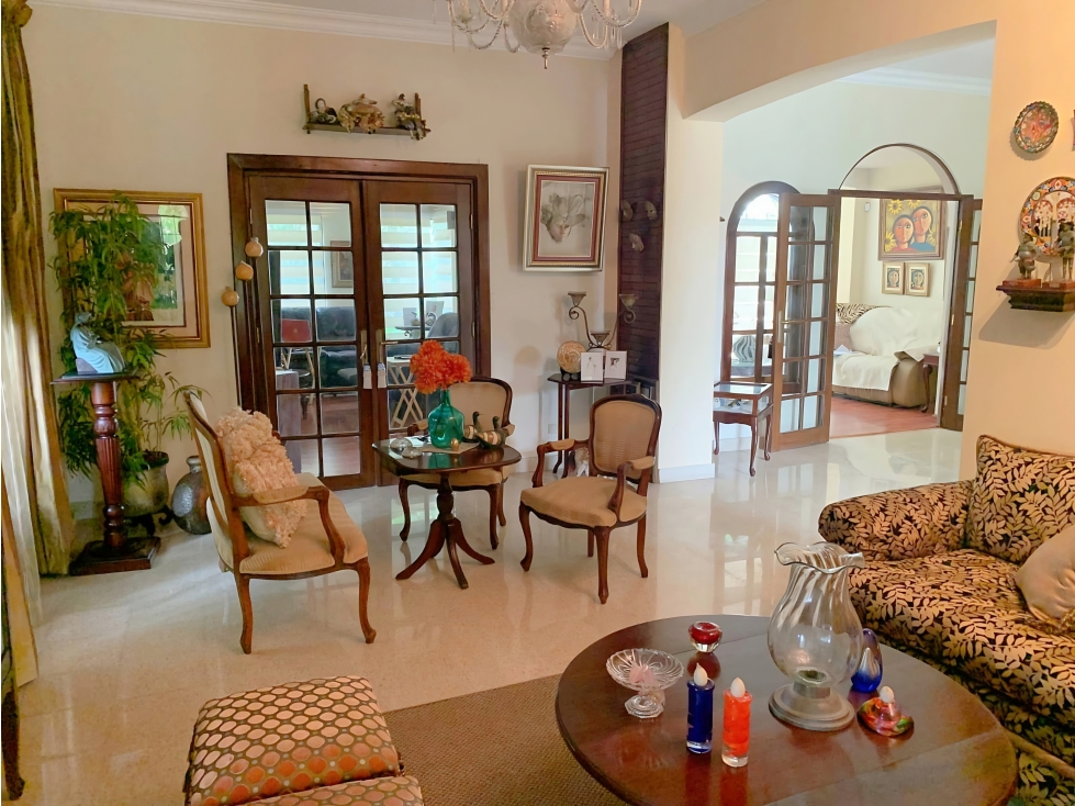 Oportunidad! Se Vende Hermosa Casa en La Alameda — foto 2