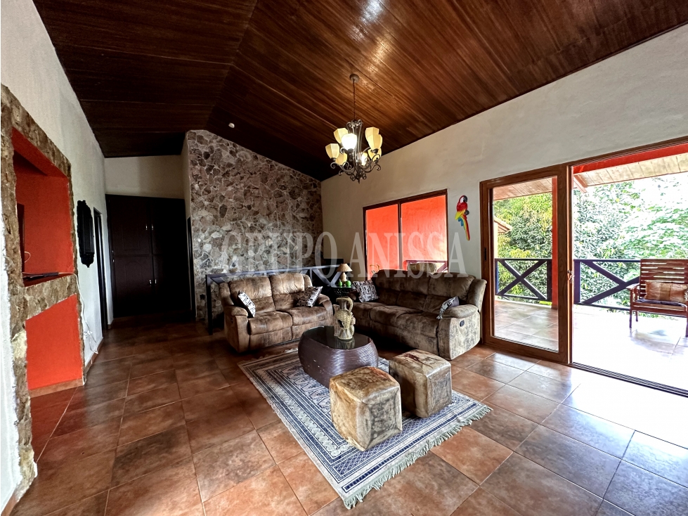 Oportunidad! Se Vende Hermosa Casa en Altos del Maria — foto 2