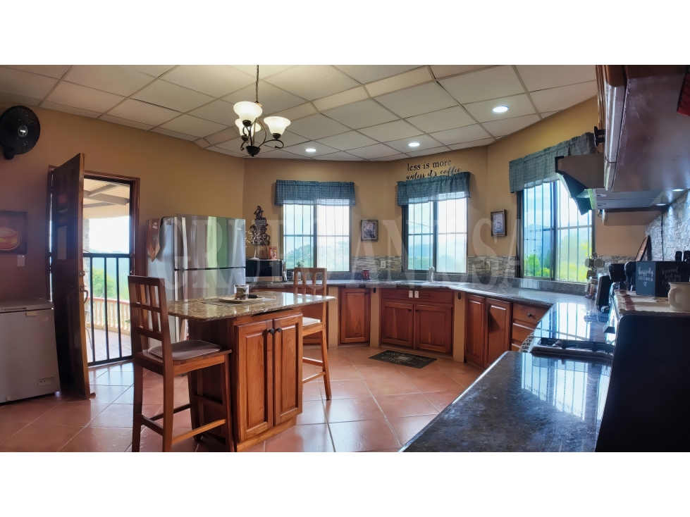 Se Vende Casa de Montaña con vista panorámica en Sorá — foto 6