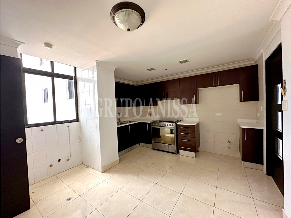 Oportunidad! Se Vende Apartamento en Dos Mares con Hermosas Vistas — foto 4