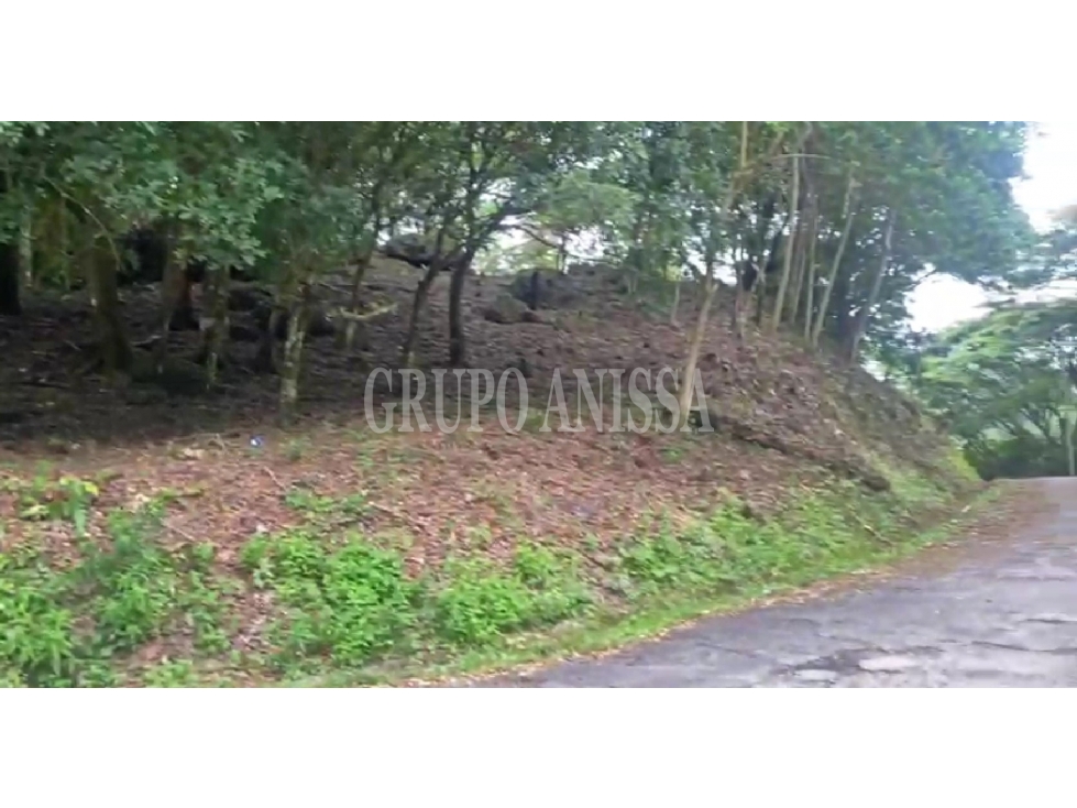 Oportunidad! Se Vende Terreno de Esquina en Altos del Maria — foto 4