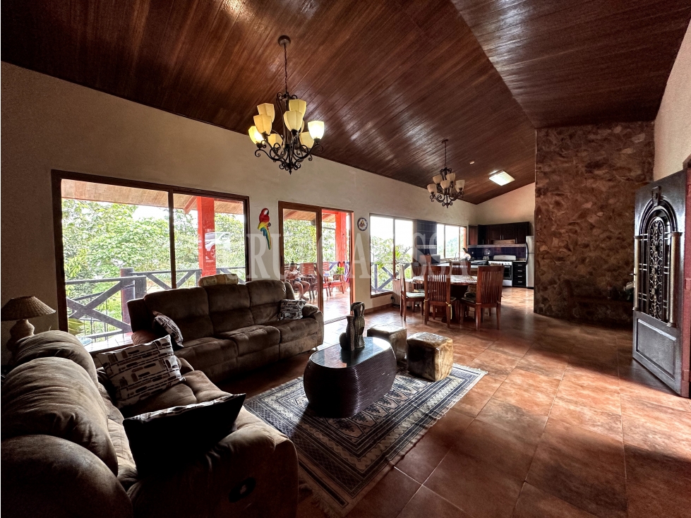Oportunidad! Se Vende Hermosa Casa en Altos del Maria — foto 3