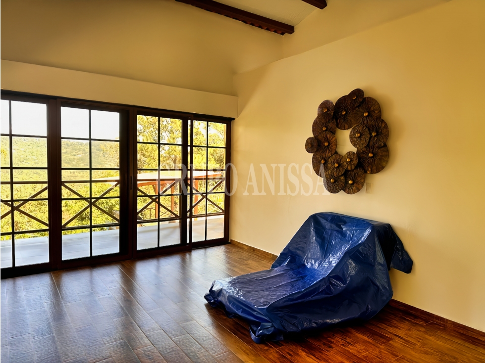 Se Vende Moderna Casa con Vistas y Piscina En Altos del Maria — foto 4