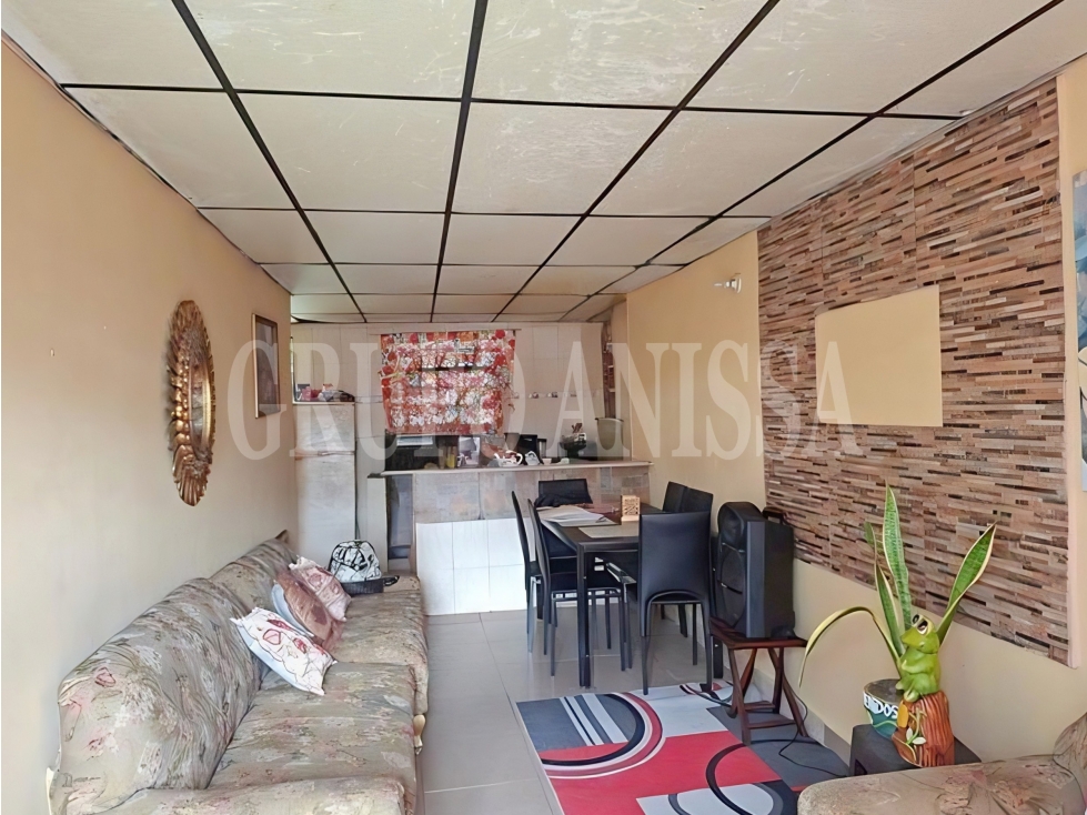 Oportunidad! Se Vende Casa en Nuevo Tocumen — foto 2