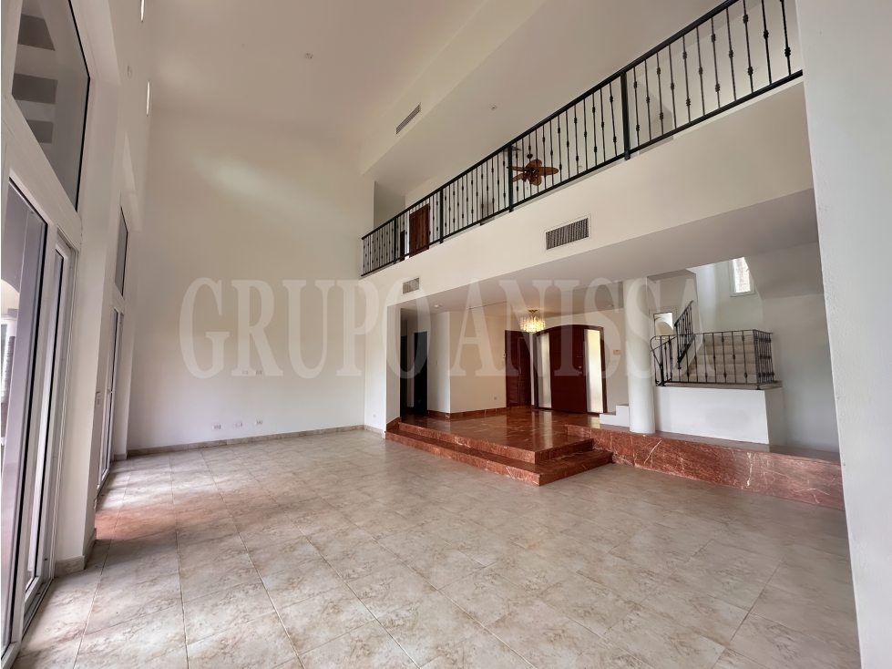 OPORTUNIDAD! Se vende Amplia Casa en Tucan Country Cocoli — foto 5