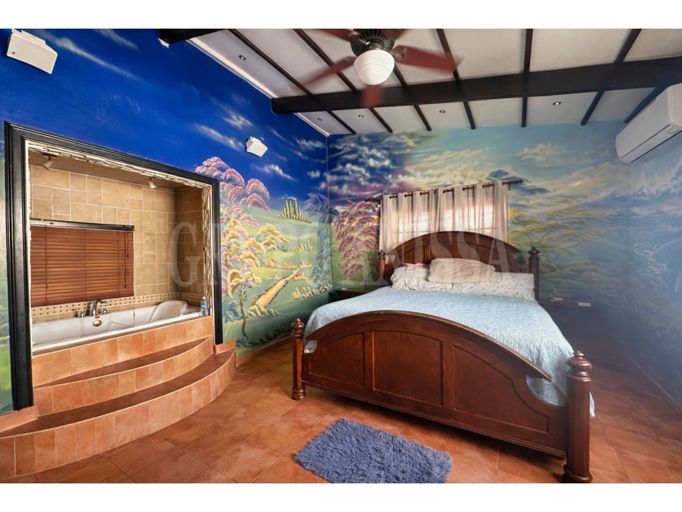 OPORTUNIDAD! Se Vende Casa con Piscina en Club de Golf Coronado — foto 5