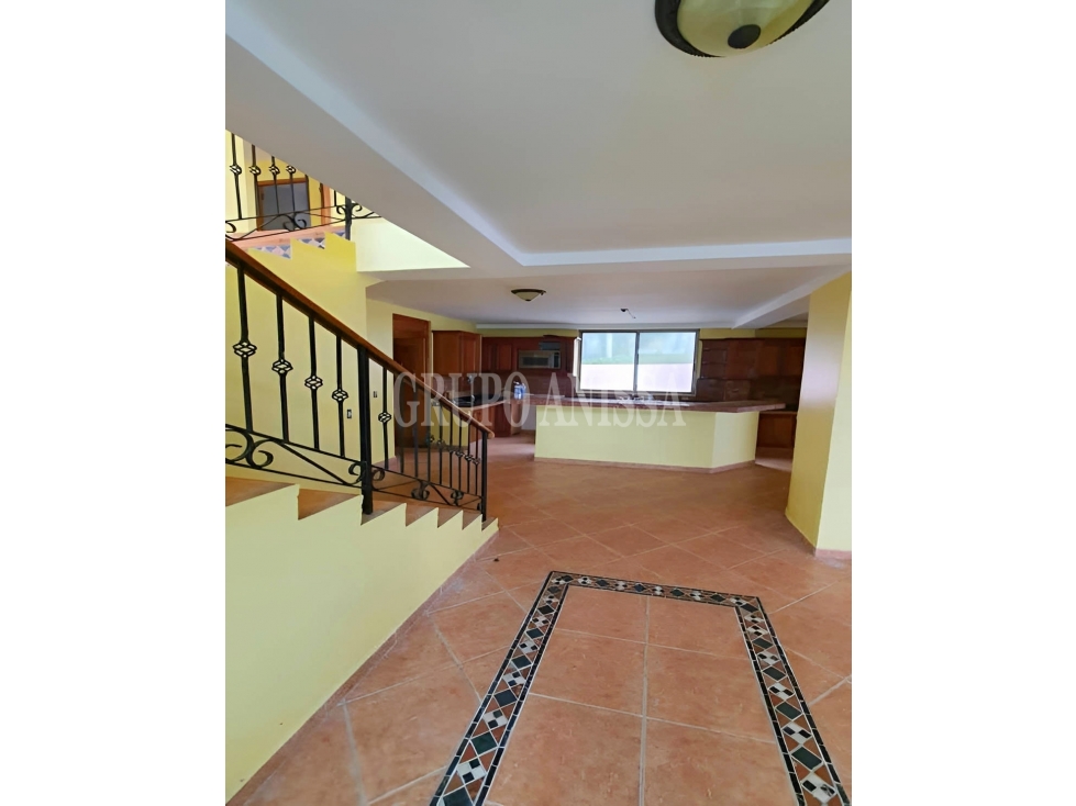 Se Vende Hermosa Casa con vistas en Zona Alta de Altos del Maria — foto 5