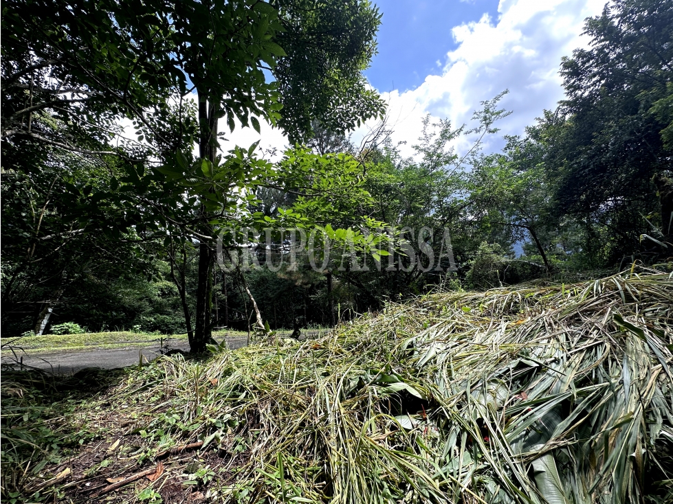 Oportunidad! Se Vende Amplio terreno en Altos del Maria — foto 3