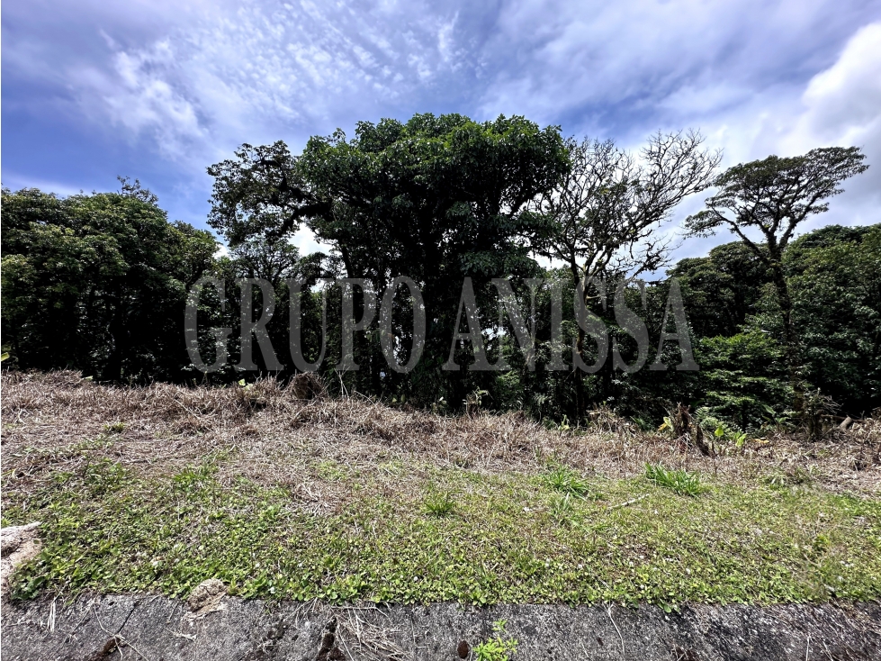 Oportunidad! Se Vende Hermoso Terreno en Altos del Maria