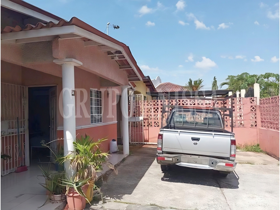 SE VENDE CASA DE ESQUINA EN ARRAIJAN — foto 2