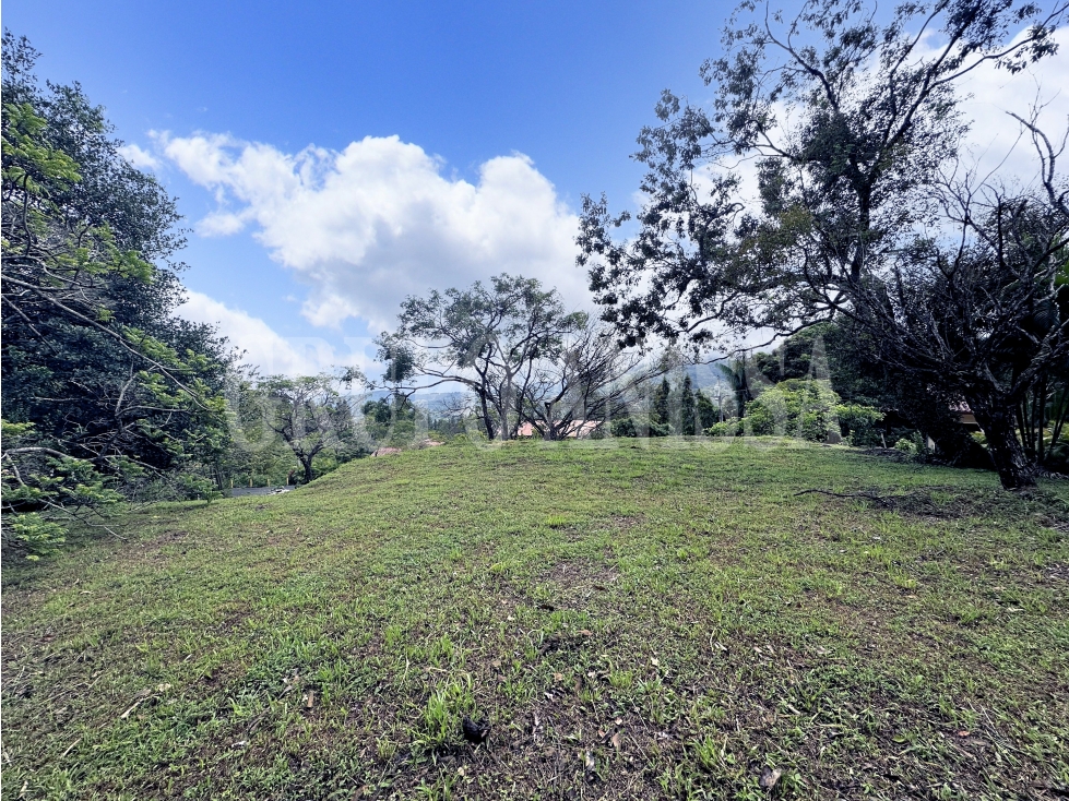 Oportunidad! Se vende Hermoso Terreno con Vistas en Altos del Maria — foto 6