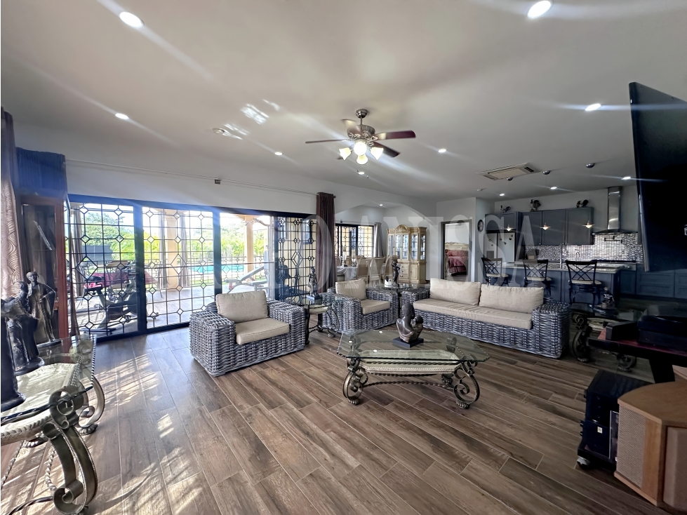 Oportunidad! Se Vende hermosa Casa Campestre en Chame — foto 6