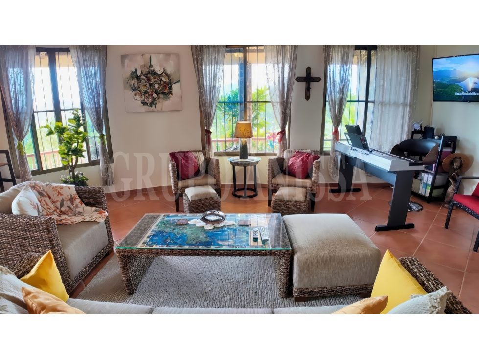 Se Vende Casa de Montaña con vista panorámica en Sorá — foto 5