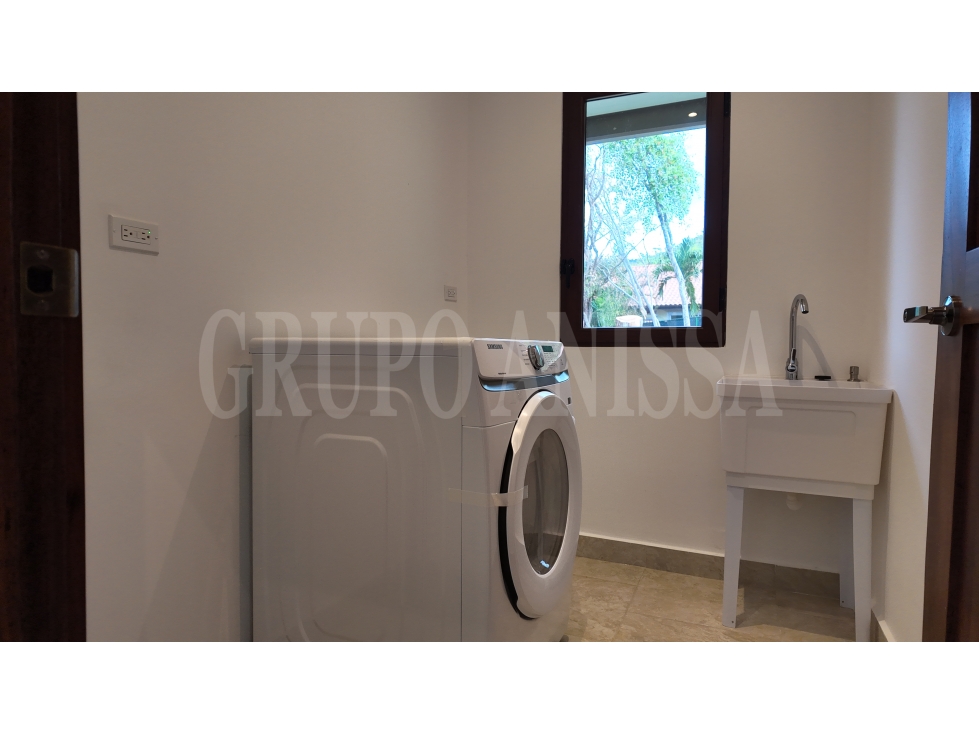 Se Vende Casa con Impresionantes vistas en Altos del Maria — foto 5