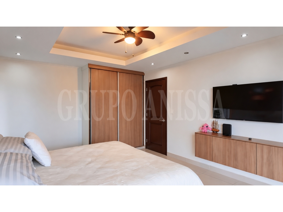 Se Vende Casa con vistas panorámicas y piscina en Altos del María - 6