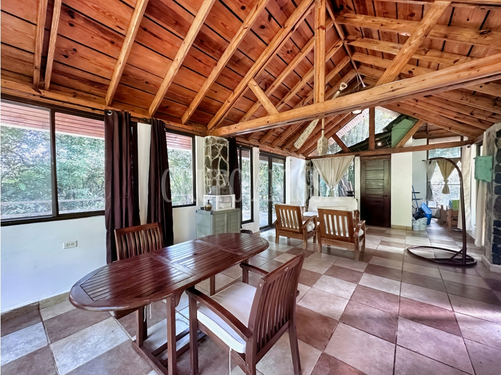OPORTUNIDAD! Se Vende Casa en Altos del Maria en Zona Alta — foto 4