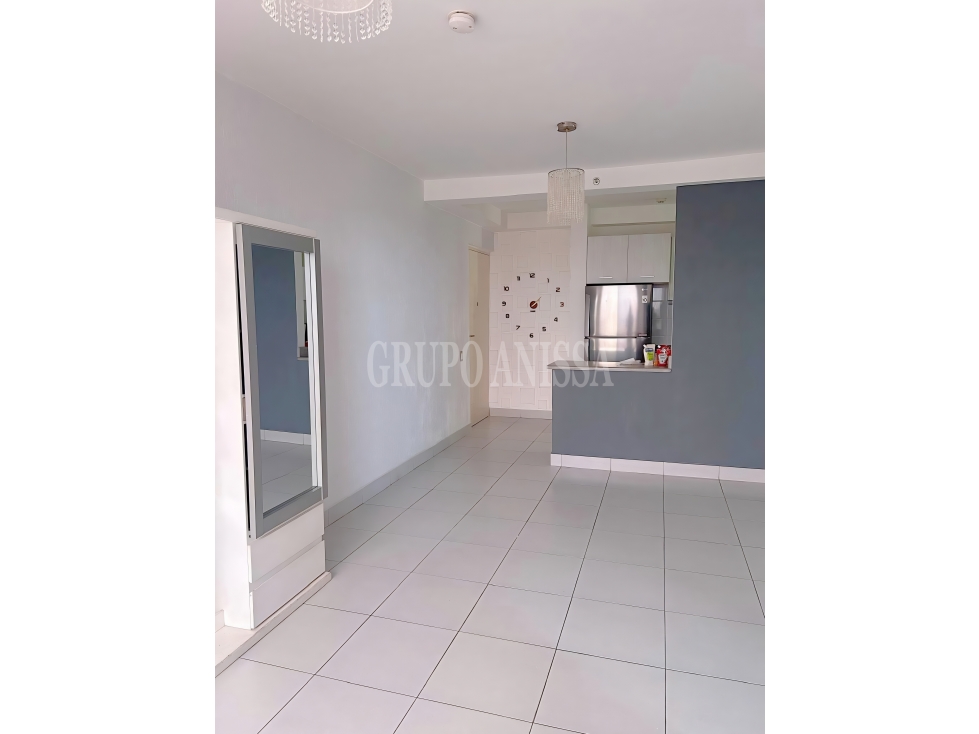 OPORTUNIDAD! Se Alquila Apartamento en Via España Rio Abajo — foto 2