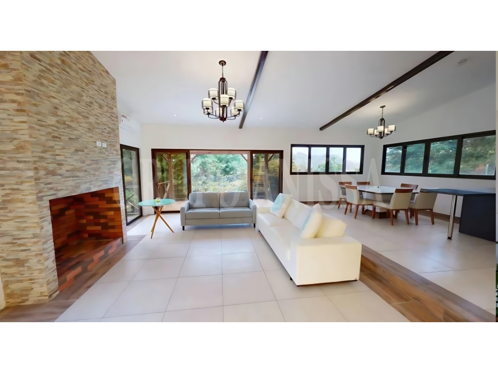 OPORTUNIDAD! Se vende Hermosa Casa en Altos del Maria — foto 3