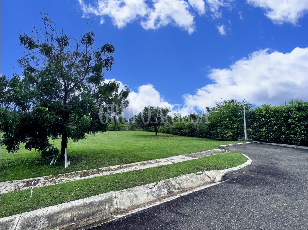 Oportunidad! Venta de Terreno Residencial en Punta Barco, San Carlos - 3