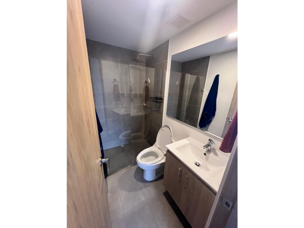 HERMOSO APARTAMENTO EN ENVIGADO — foto 2