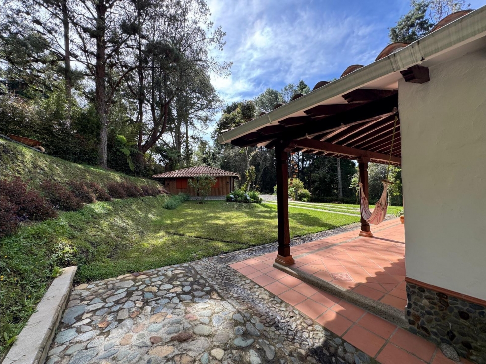 Finca en Oriente de Antioquia: Lujo y Naturaleza, Lista para Habitar — foto 4