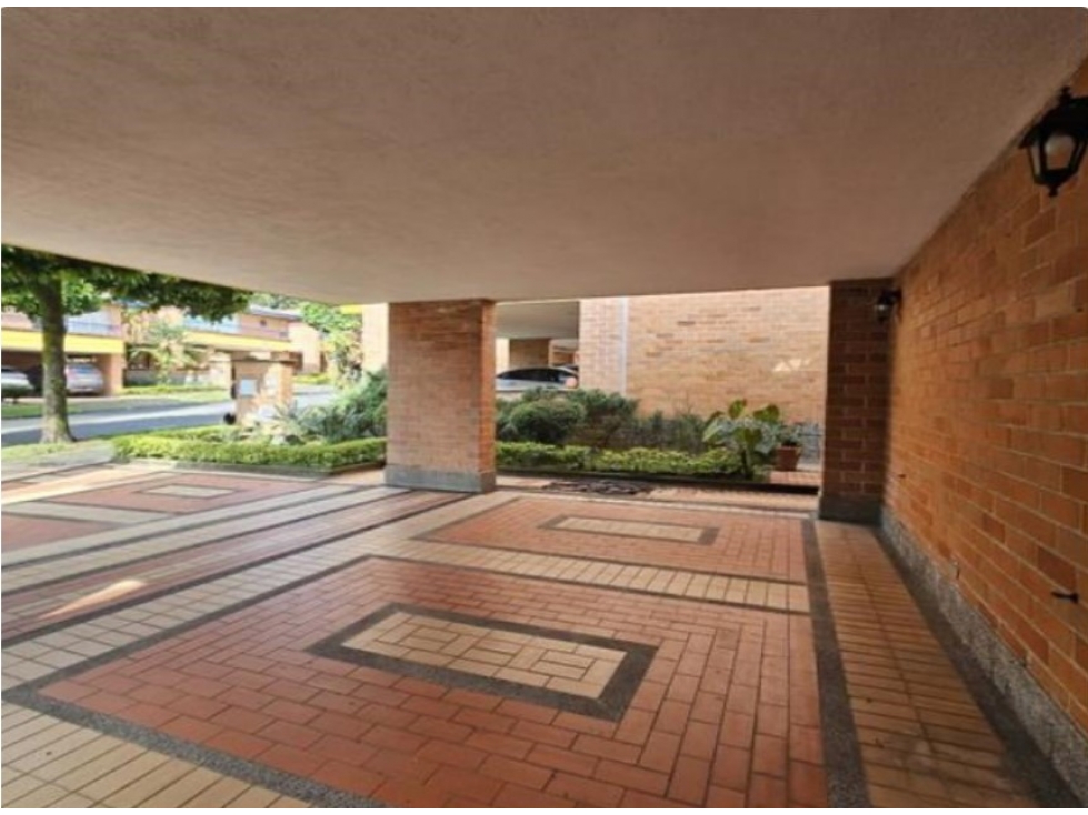 Vida Tranquila y Conectada: Inmueble Único en La Estrella — foto 4