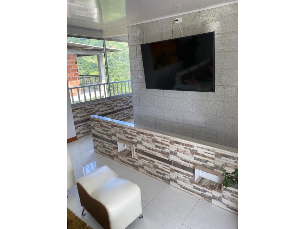 Venta de casa campestre en vía a Neira - 6