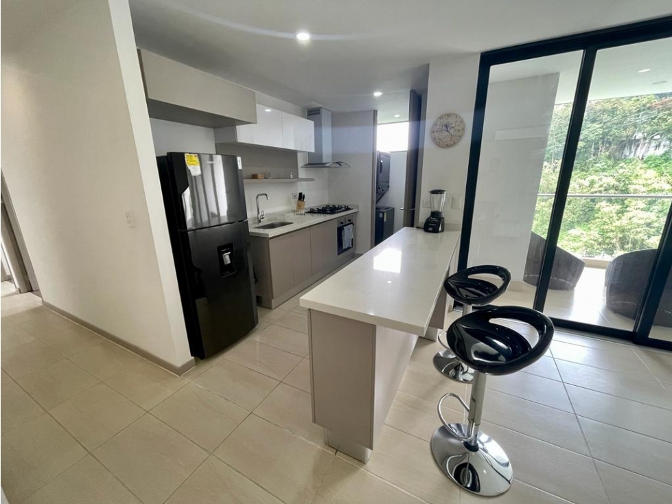 Venta de apartamento en Av. Alberto Mendoza