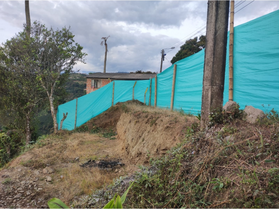 Venta de lote en el Alto Del Naranjo - 1