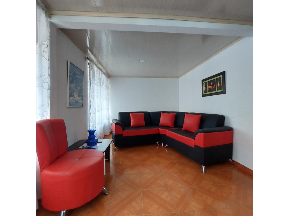 Venta de casa con renta en Nuevos Horizontes