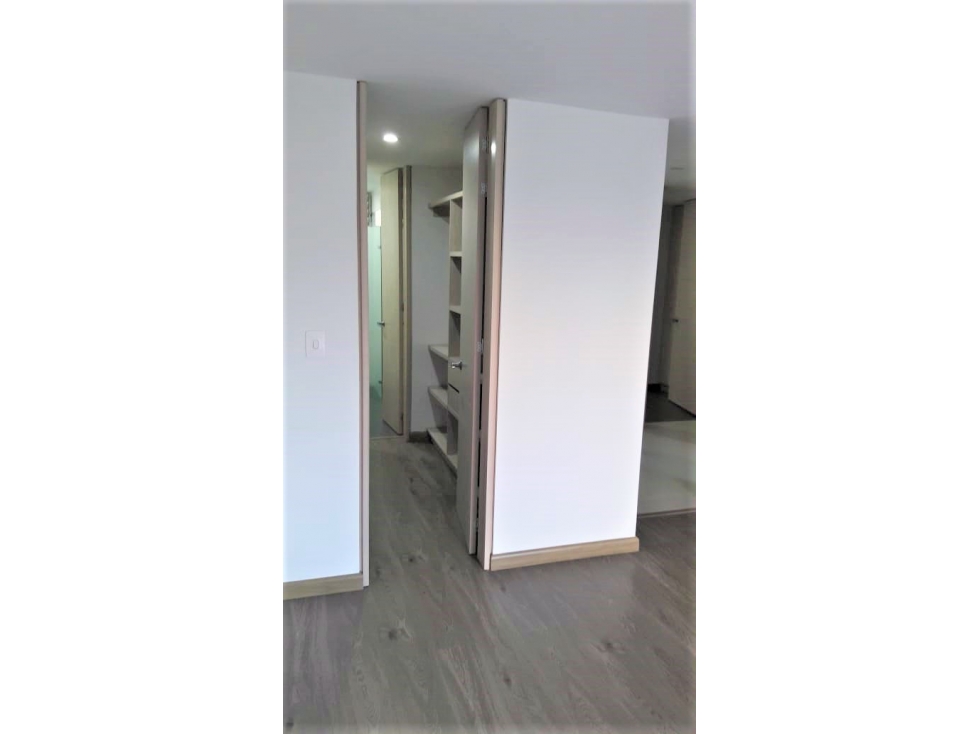 Venta de apartamento en Av.Alberto Mendoza — foto 3