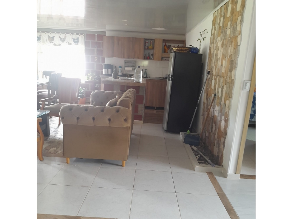 Venta de casa campestre en Santa Rosa de Cabal - Via Chinchina — foto 2