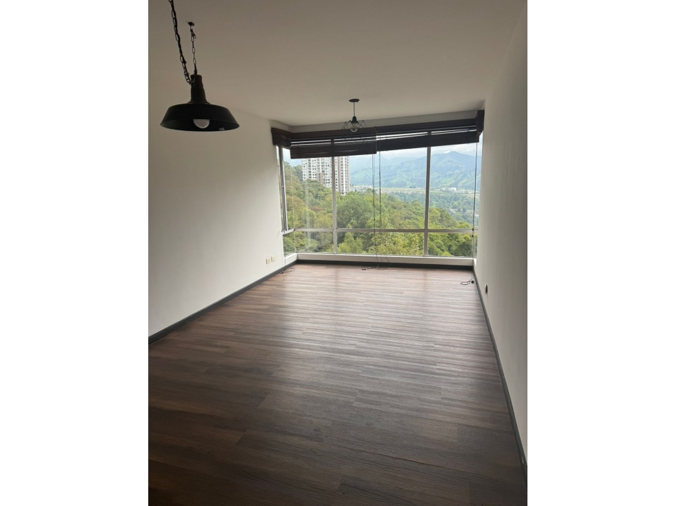 Venta de apartamento en la Av. Alberto Mendoza