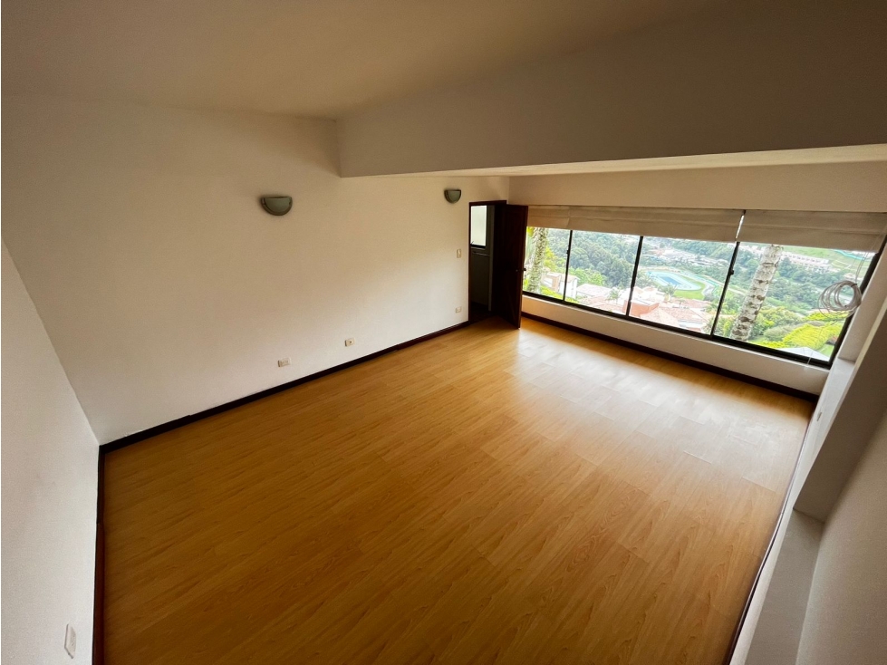 Venta de casa en el Trebol - sector Av. Alberto Mendoza — foto 3