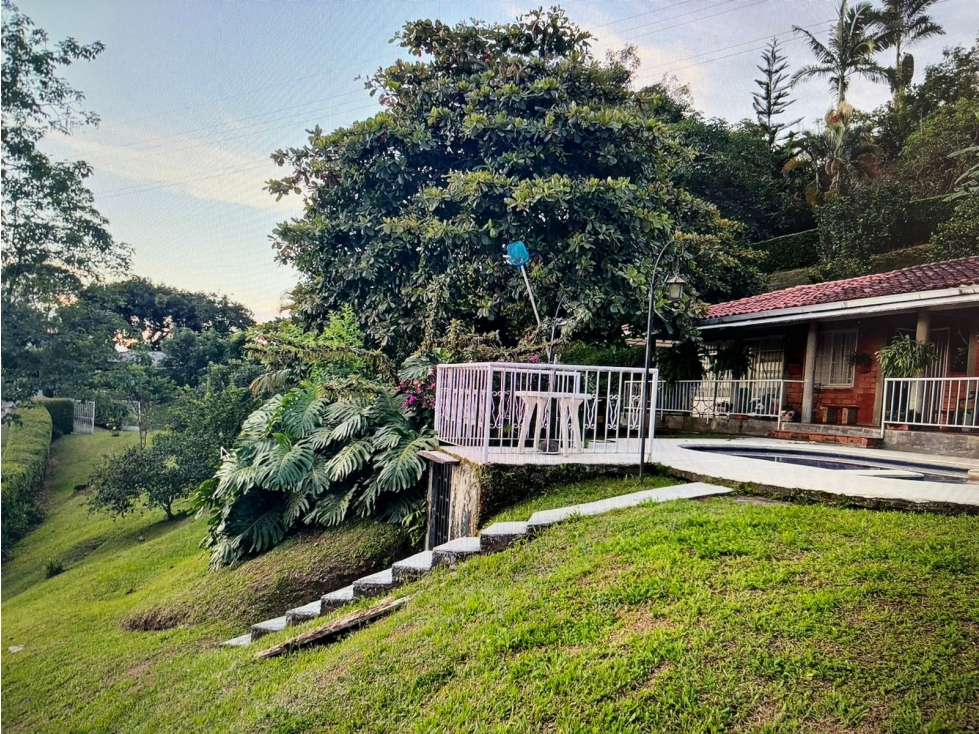 Venta de casa campestre en La Cabaña — foto 3