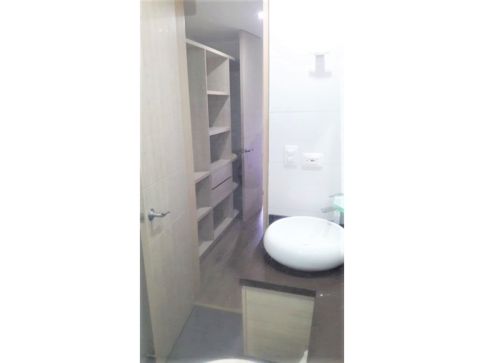 Venta de apartamento en Av.Alberto Mendoza — foto 4