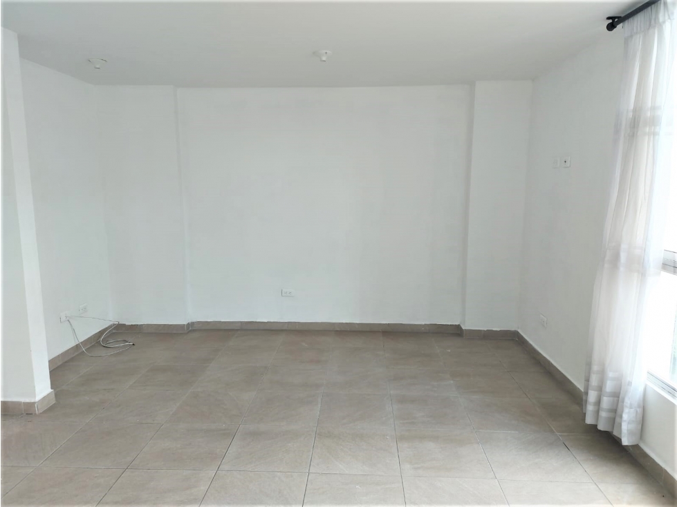 Venta de apartamento en La Autónoma — foto 5