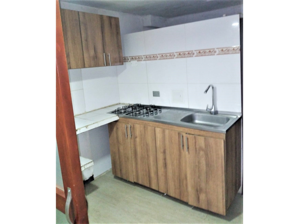 Venta de casa con renta en El Centenario
