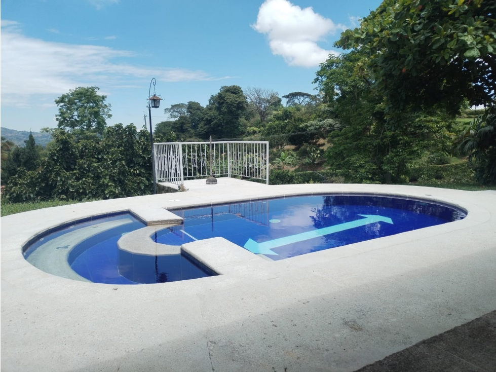 Venta de casa campestre en la Cabaña