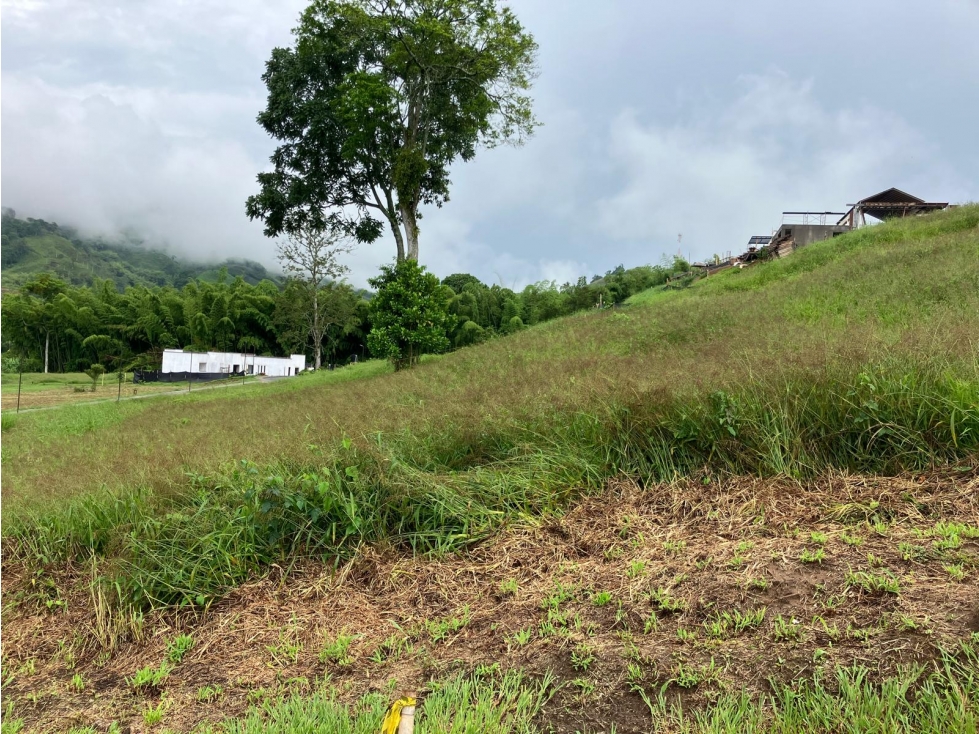 Venta de lote en la vereda El Rosario