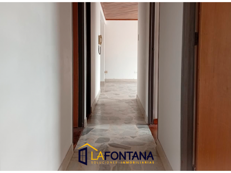 Venta de apartamento en La Leonora — foto 3