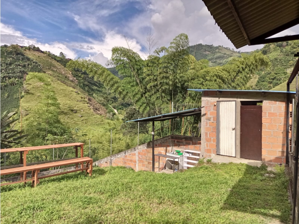 Venta de casa campestre en el Sector Java