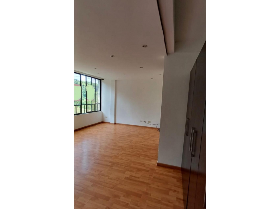 Venta de casa en Villamaria - San Diego