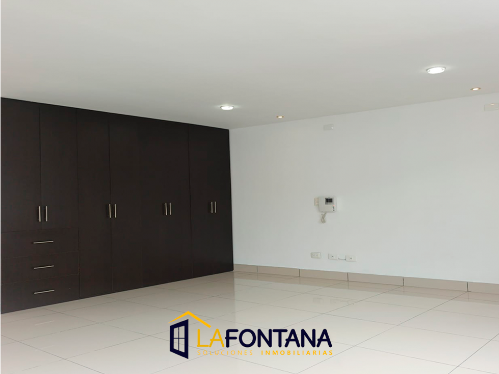 Venta de apartamento duplex en Alta Suiza