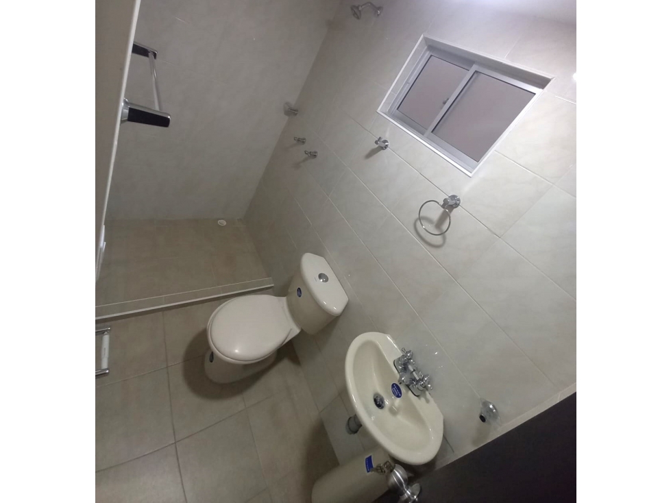 Venta de local en Alcazares — foto 5