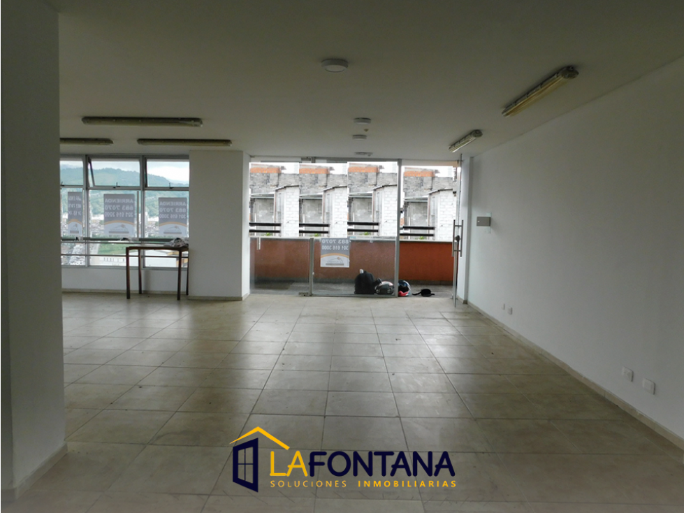 Venta de local en la Av Santander — foto 4