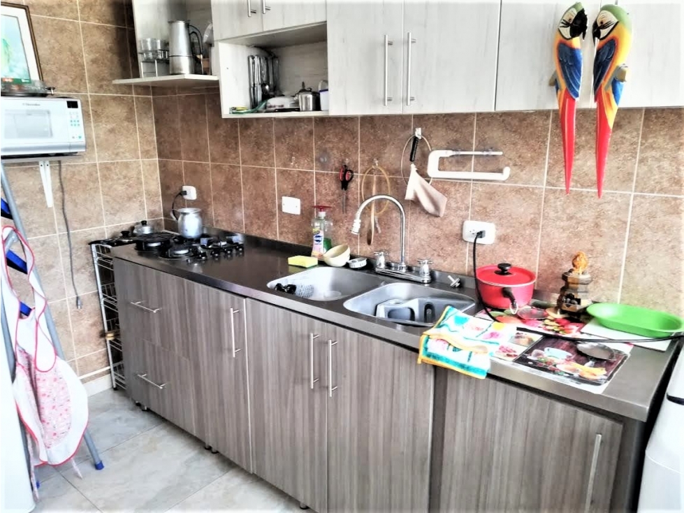 Venta de casa con renta en La Enea