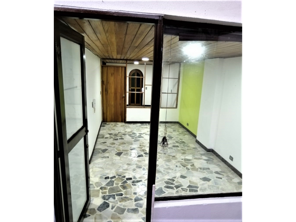 Venta de apartaestudio en Versalles — foto 2